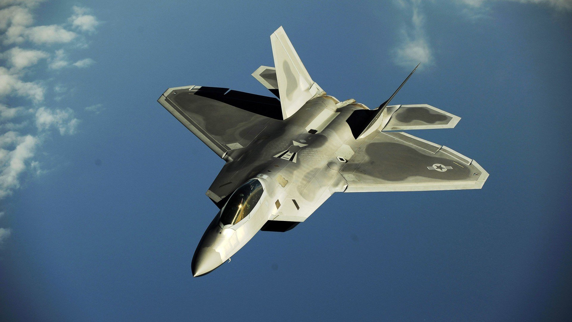 mk体育全站-曼城连续控球主导整场比赛节奏，曼城打法