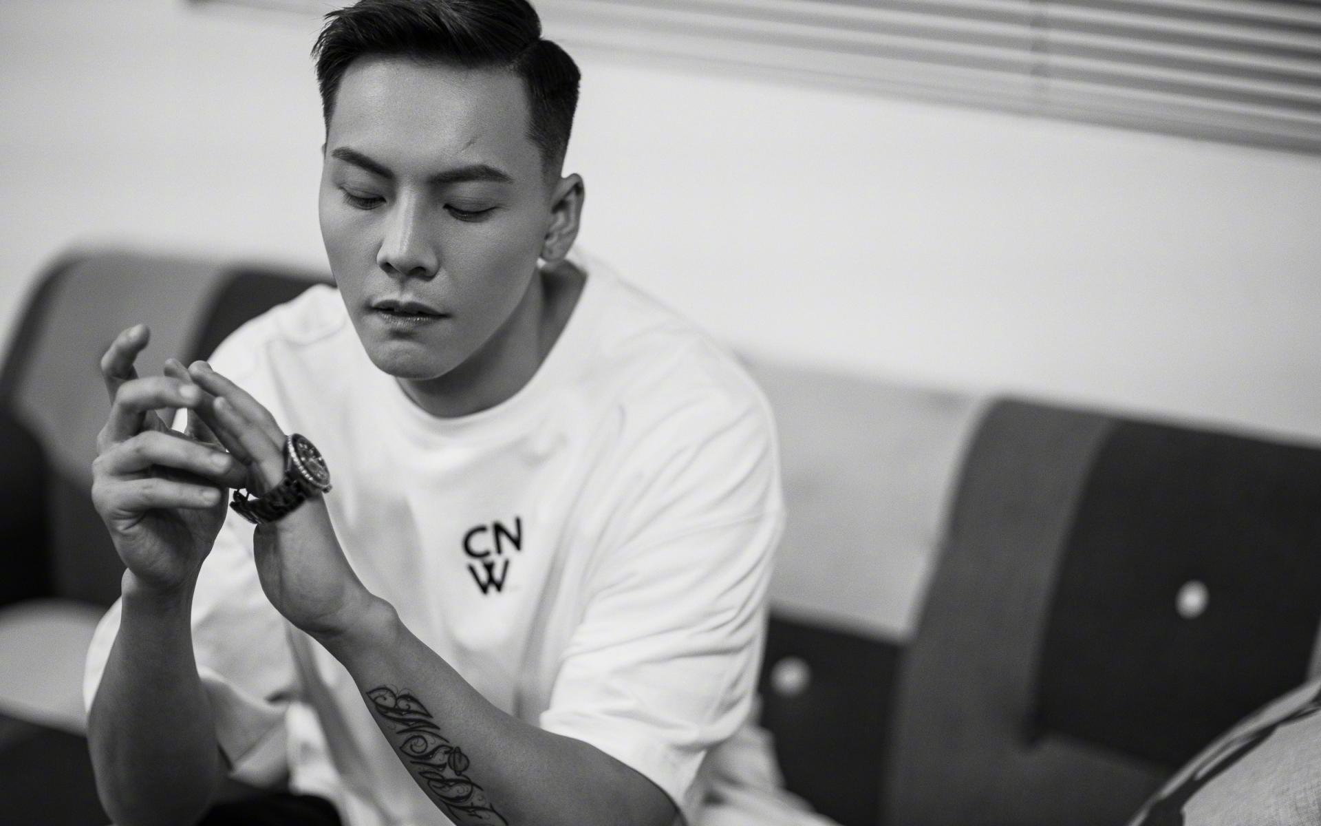 mk体育全站-全景直播与多机位切换技术结合，打造极致沉浸式观赛体验，网络直播多镜头切换  第2张